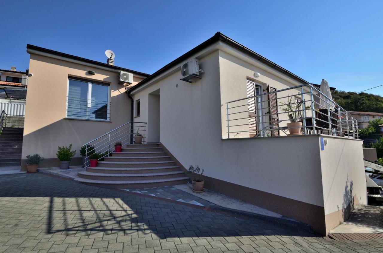 Apartments Golden Hour Jurdani Exterior foto